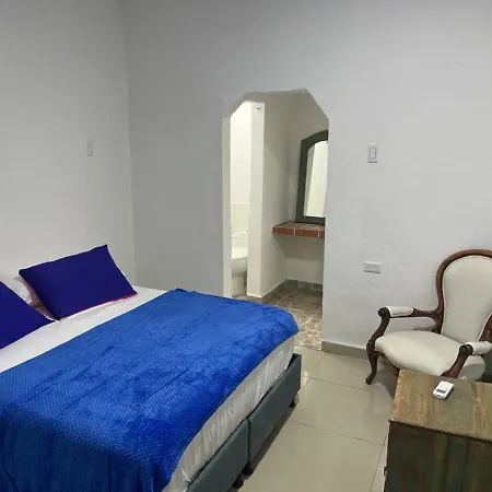 Tr-a1d De Doble Cerca Al Castillo De San Felipe Con Piscina, Aire Acondicionado Y Wifi Cartagena