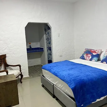 Tr-a1d De Doble Cerca Al Castillo De San Felipe Con Piscina, Aire Acondicionado Y Wifi * Cartagena